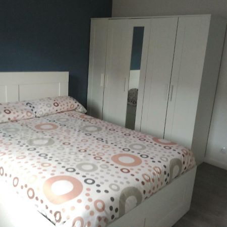 Apartamento Turistico Marcelo Celayeta At Cerca Del Centro Pamplona Exterior foto